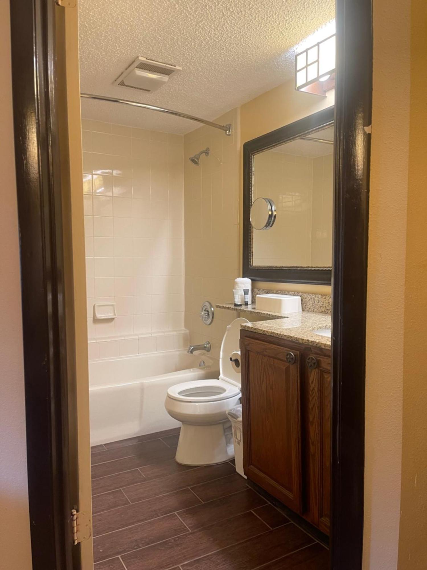 Family Friendly Suite! Arcadegame Inside River Ranch Exterior photo